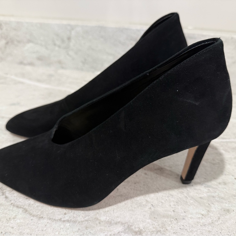 Ann Taylor black suede “shooties” heels never worn